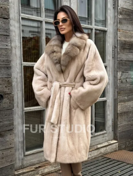 Шуба LUXURY кимоно из норки IVORY с английским воротником из меха куницы - фото 6