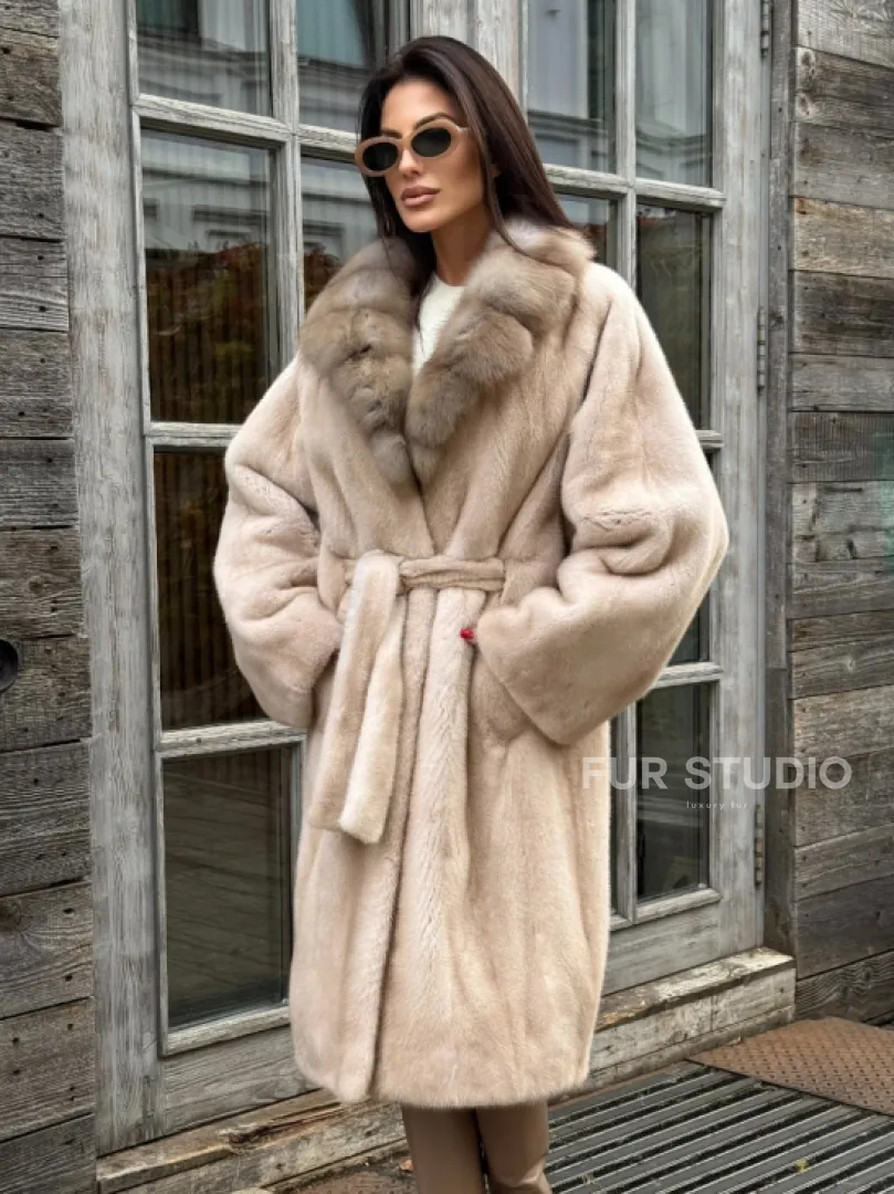 Шуба LUXURY кимоно из норки IVORY с английским воротником из меха куницы - фото 6