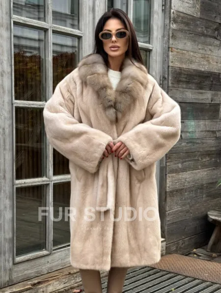 Шуба LUXURY кимоно из норки IVORY с английским воротником из меха куницы - фото 4