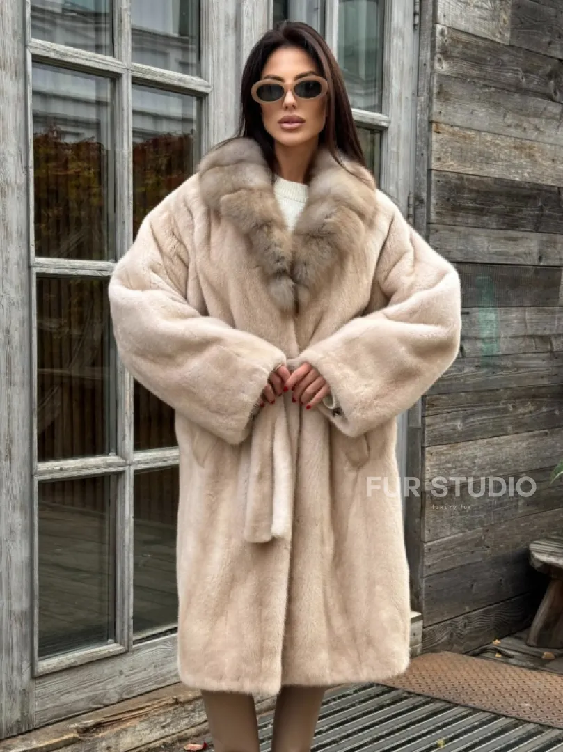 Шуба LUXURY кимоно из норки IVORY с английским воротником из меха куницы