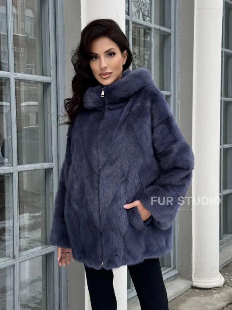 Меховая курточка - бомбер из аукционной норки с капюшоном - фото 8