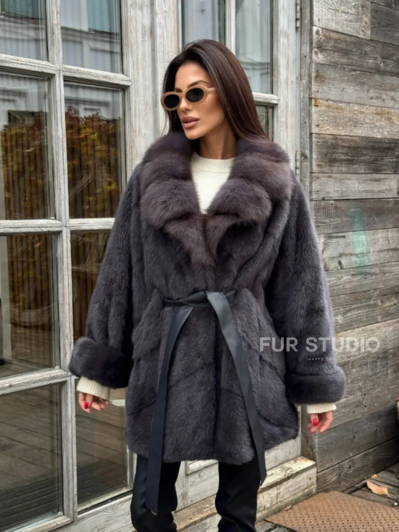 Шуба Летучая мышь из норки Graphite с английским воротником из меха куницы - фото 9