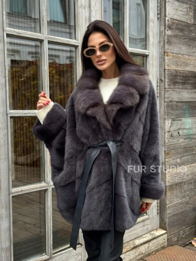 Шуба Летучая мышь из норки Graphite с английским воротником из меха куницы - фото 8