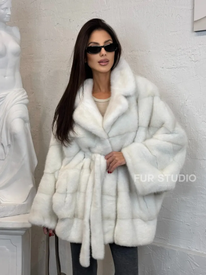 Светлая шуба автоледи из норки Palomino, фасон 