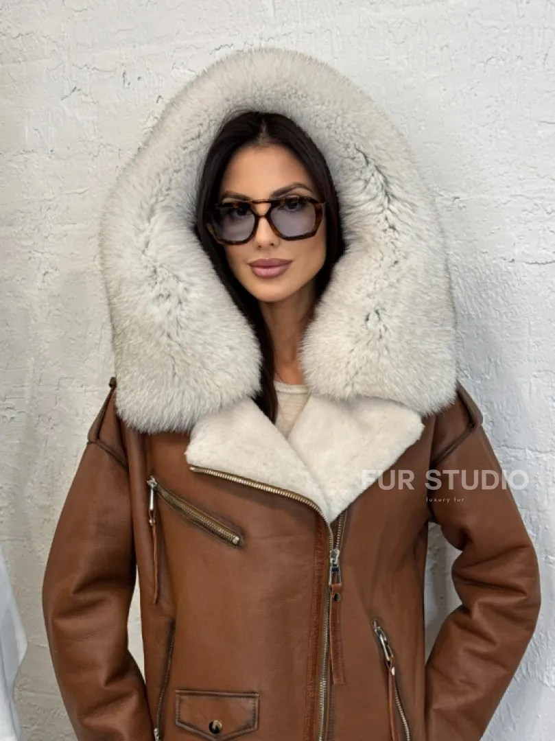 Дубленка - куртка женская из натуральной овчины с капюшоном из меха финского песца - фото 8