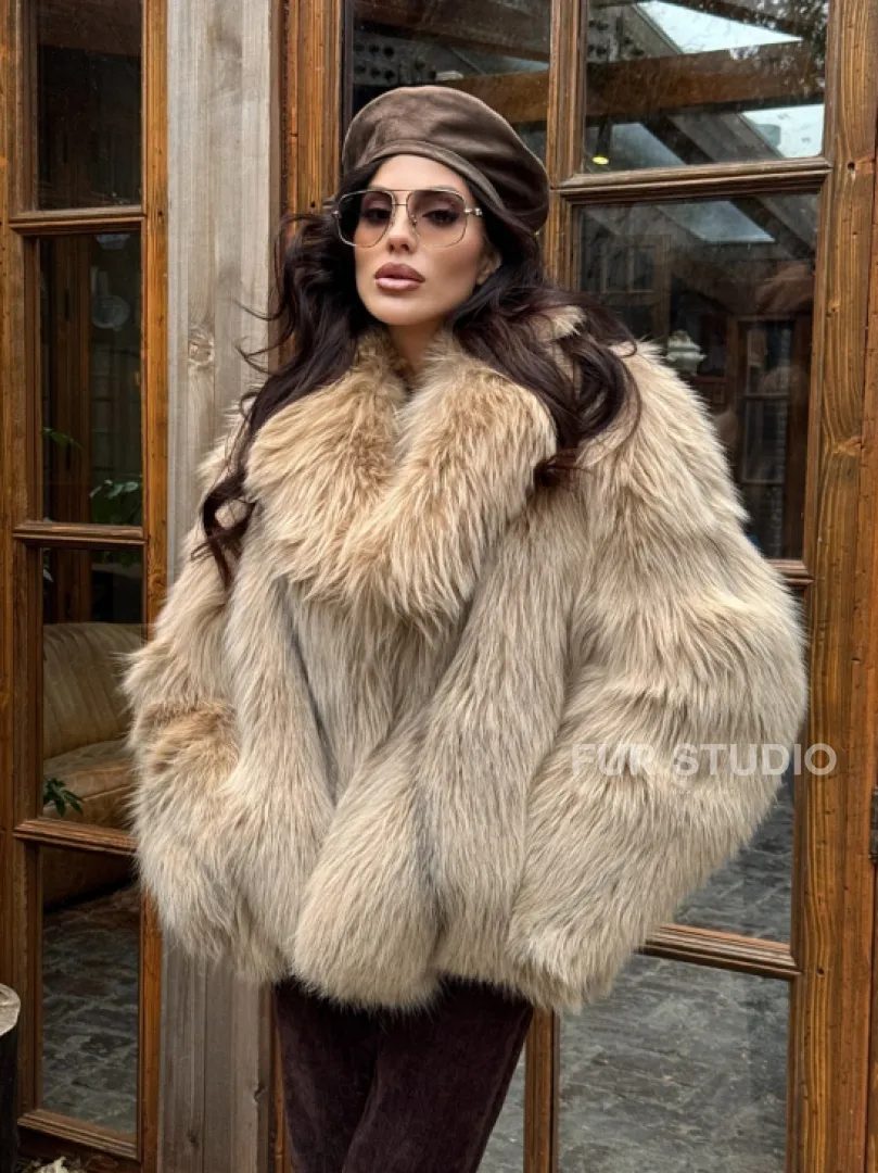 Шуба женская из меха тонированной лисы - английский воротник - фото 0