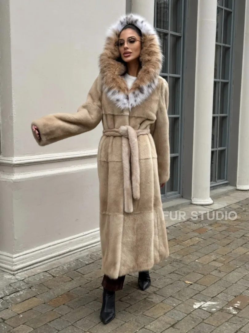 Классическая шуба из меха норки Champagne с капюшоном из рыси - фото 5