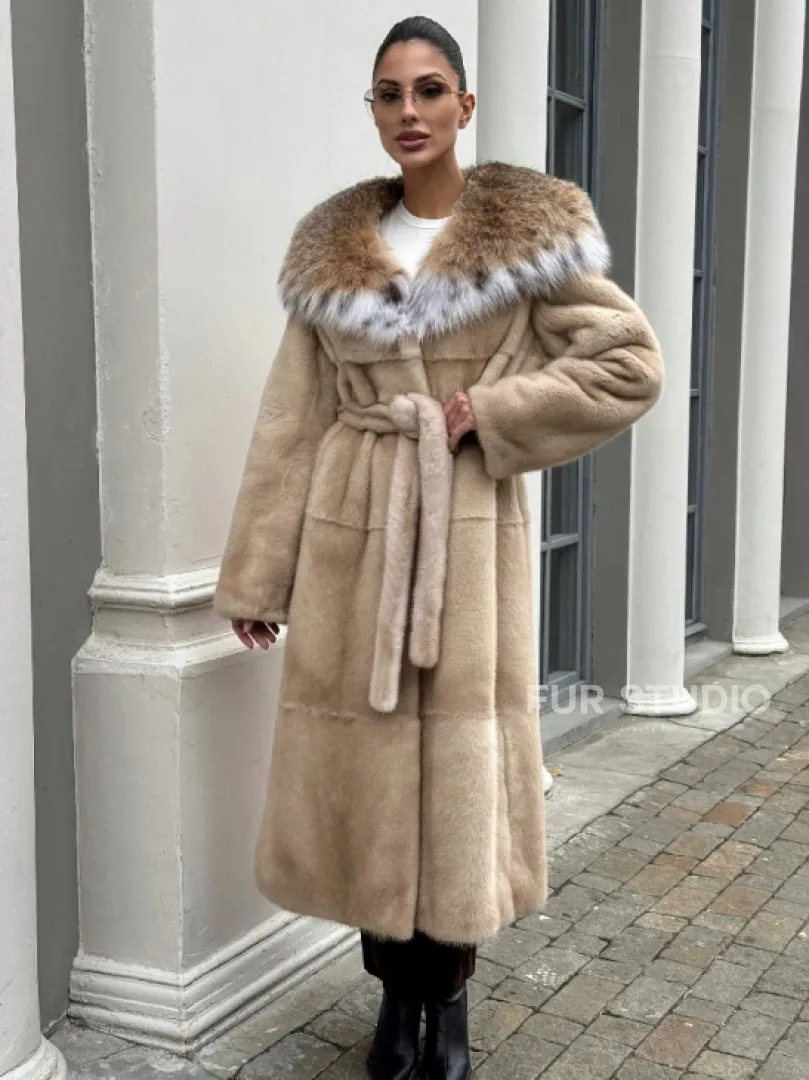 Классическая шуба из меха норки Champagne с капюшоном из рыси - фото 4