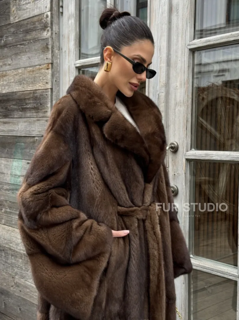 Шуба - кимоно Chic Fashion из норки орех с английским воротником