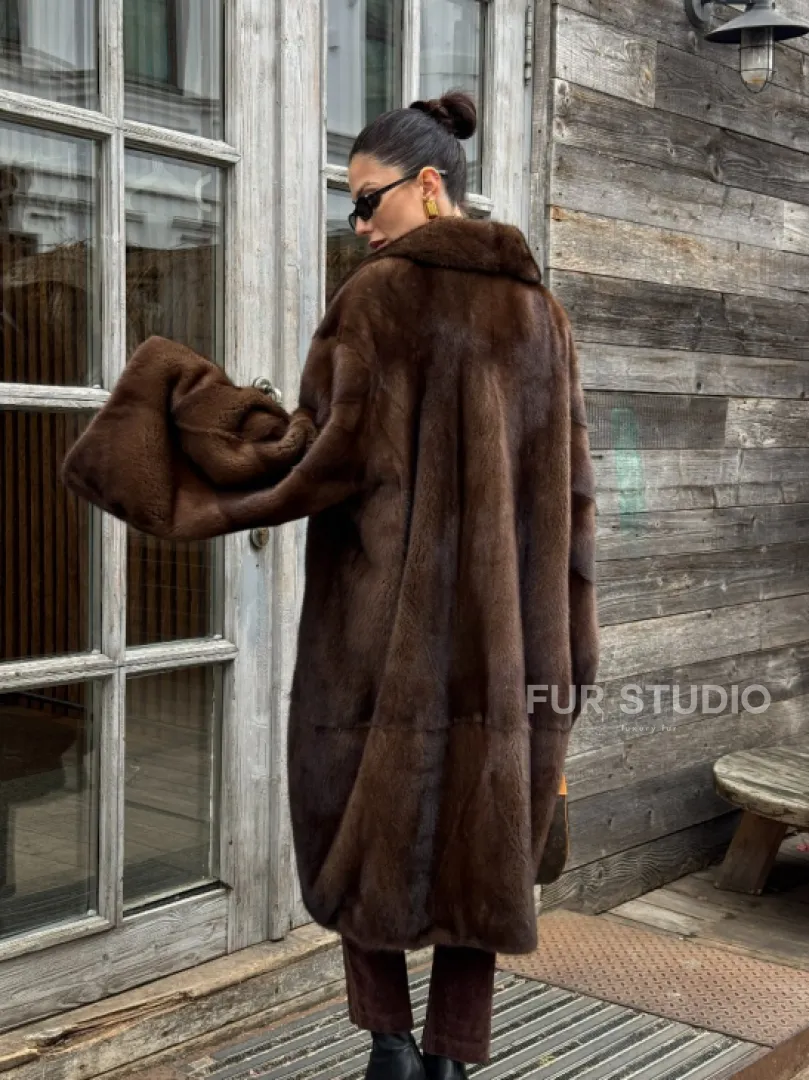 Шуба - кимоно Chic Fashion из норки орех с английским воротником