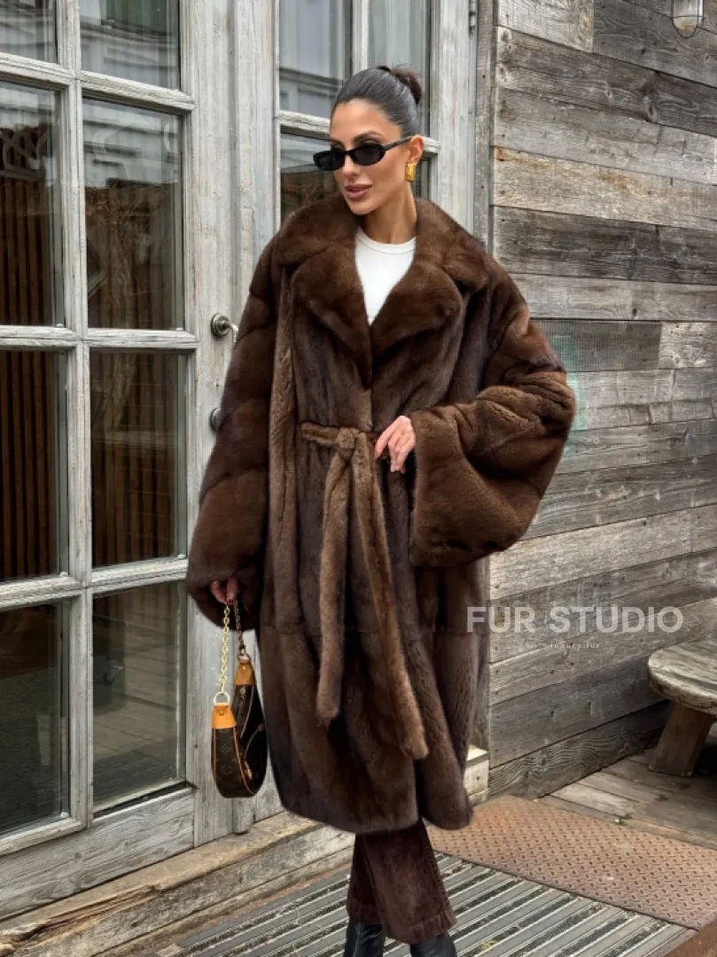 Шуба - кимоно Chic Fashion из норки орех с английским воротником