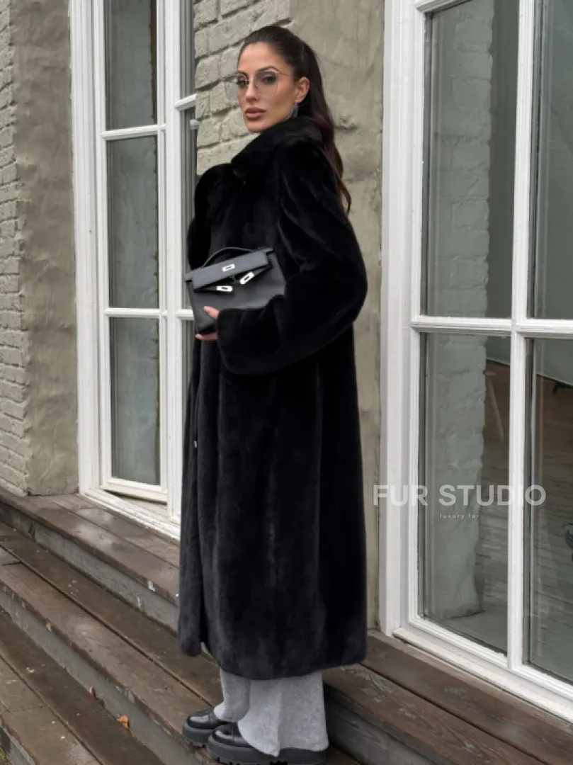 Шуба из канадской аукционной норки с английским воротником - Total black - фото 3