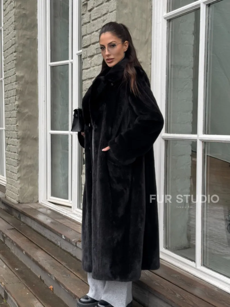 Шуба из канадской аукционной норки с английским воротником - Total black - фото 9