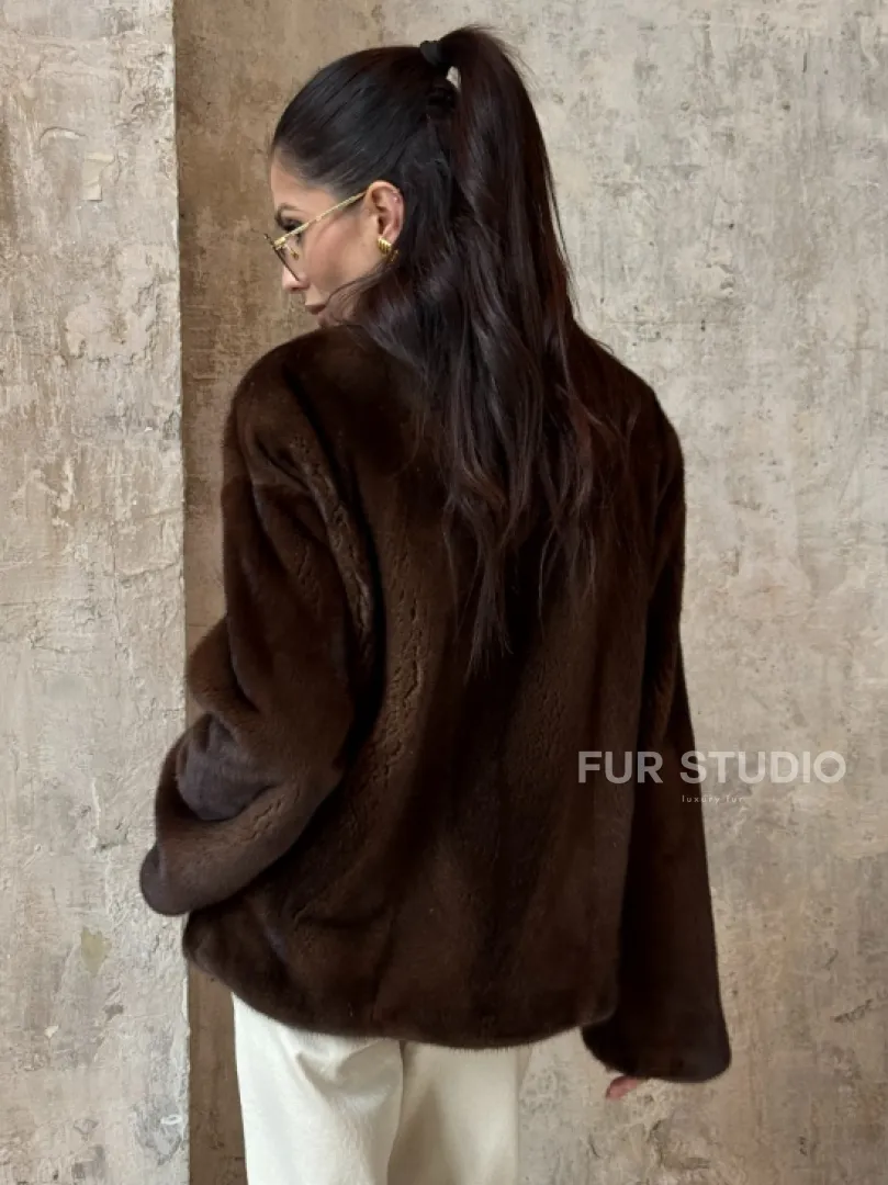 Полушубок женский из меха аукционной норки Браун Вельвет - фото 2