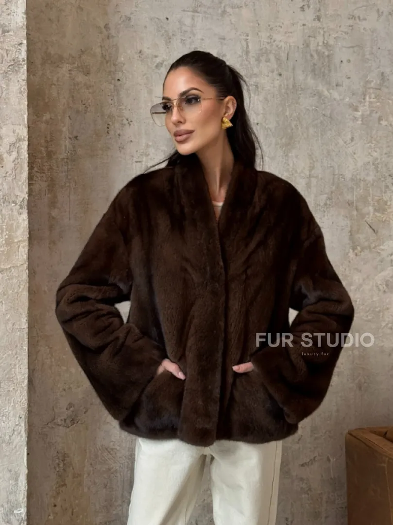 Полушубок женский из меха аукционной норки Браун Вельвет - фото 13