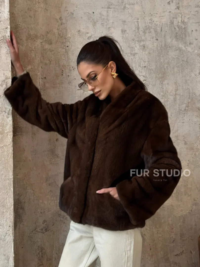 Полушубок женский из меха аукционной норки Браун Вельвет - фото 15
