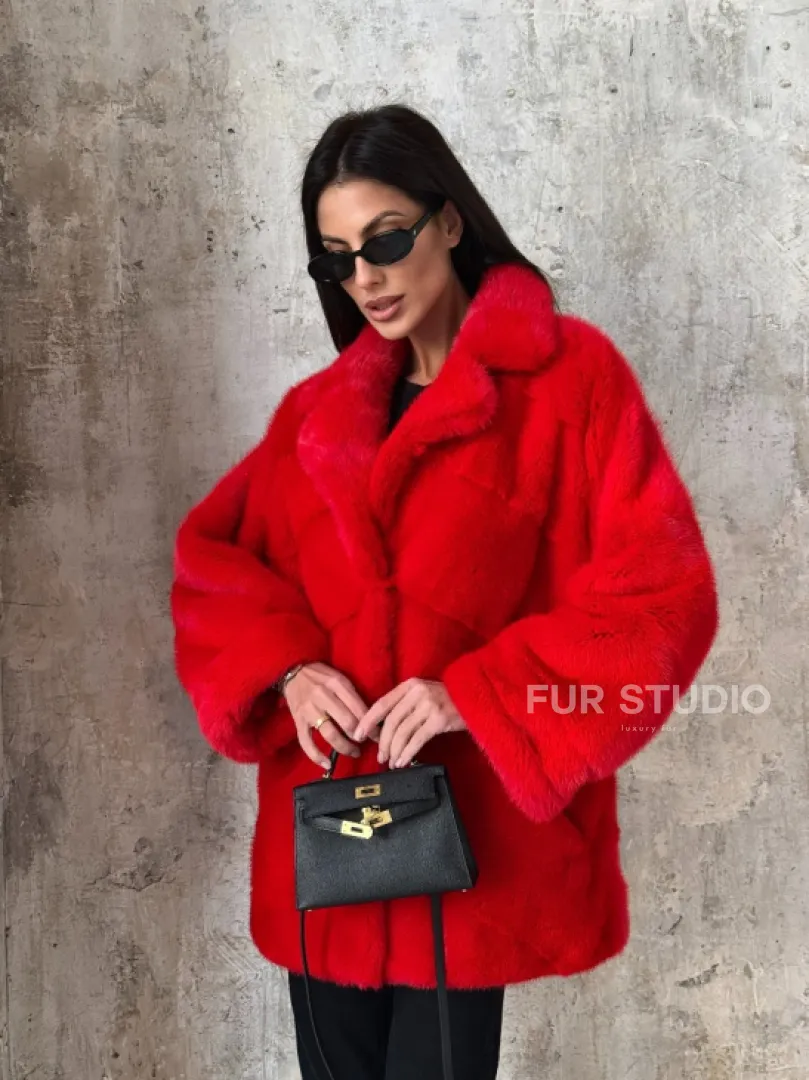 Красный полушубок из натурального меха норки - фото 9