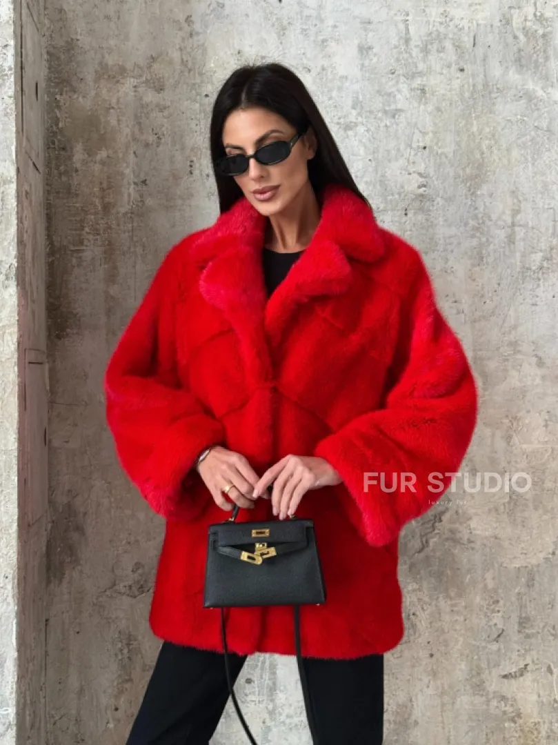 Красный полушубок из натурального меха норки - фото 8