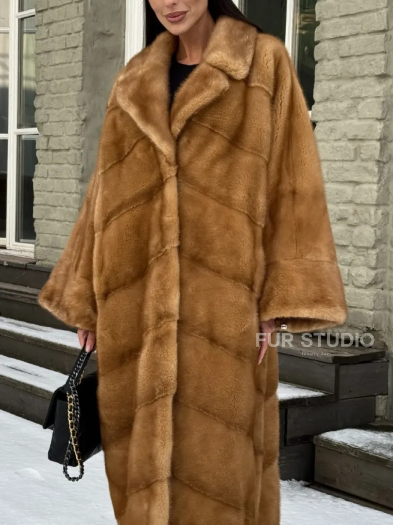 Женское меховое пальто оверсайз, стиль - Бохо из скандинавской норки GOLD - фото 2