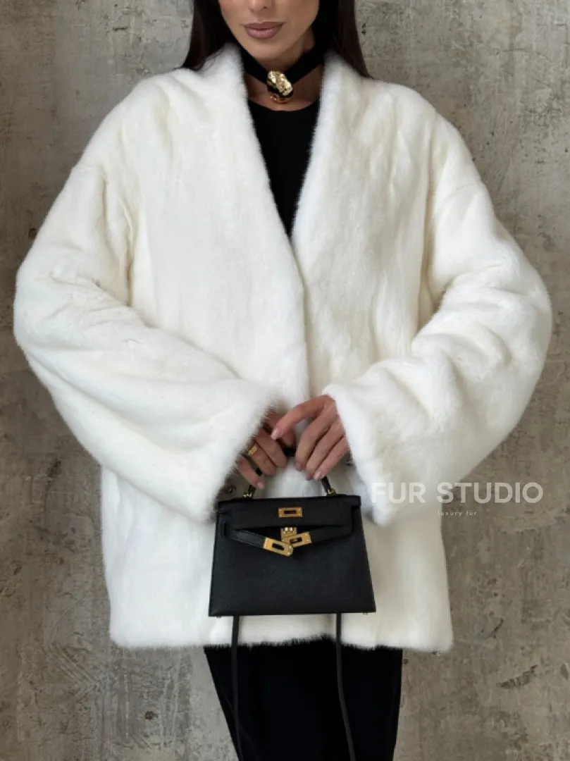 Белоснежный жакет - полушубок из меха норки SAGA FURS - фото 1