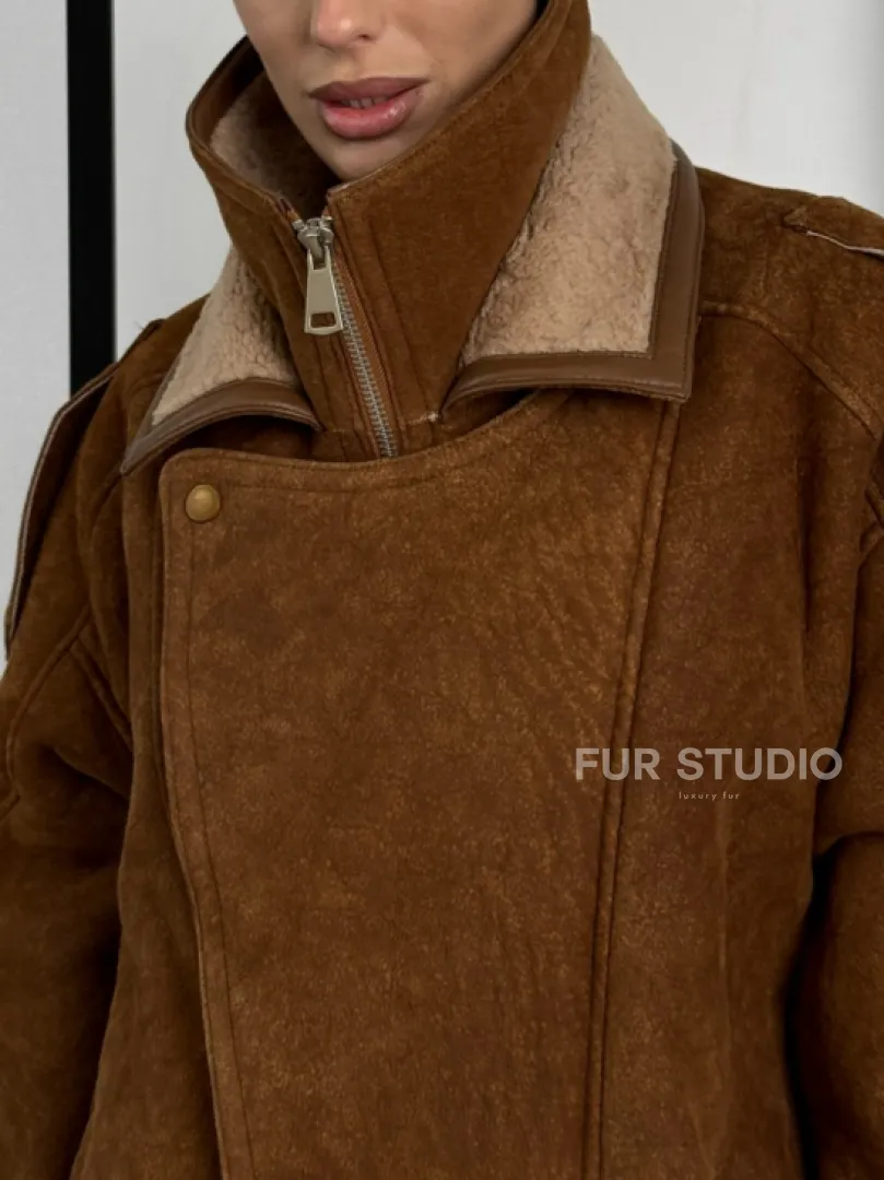 Зимняя натуральная замшевая куртка - дубленка с лацканами
