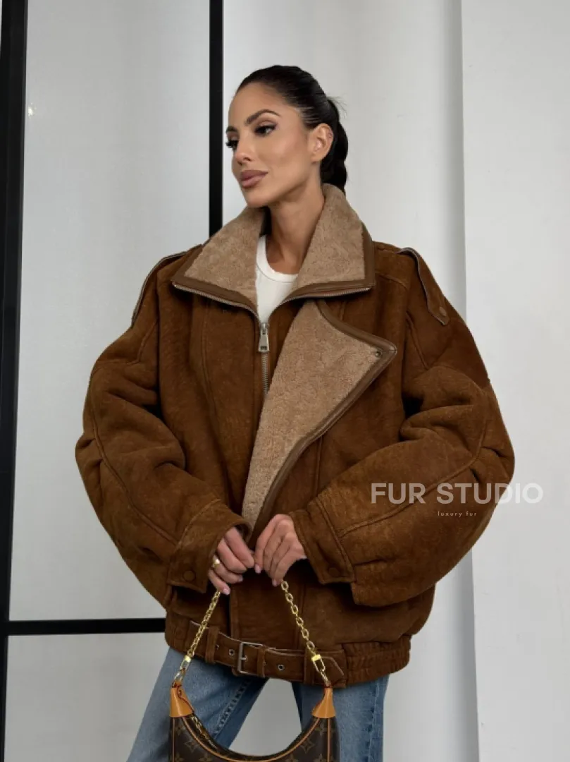 Зимняя натуральная замшевая куртка - дубленка с лацканами