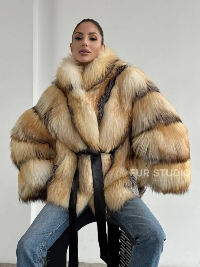 Шуба из меха лисы «Golden fox» - летучая мышь - фото 8