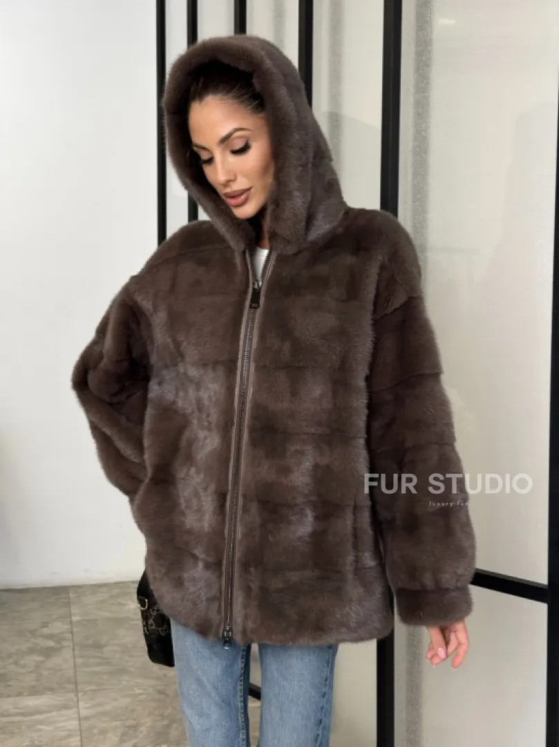 Норковый полушубок с капюшоном на молнии