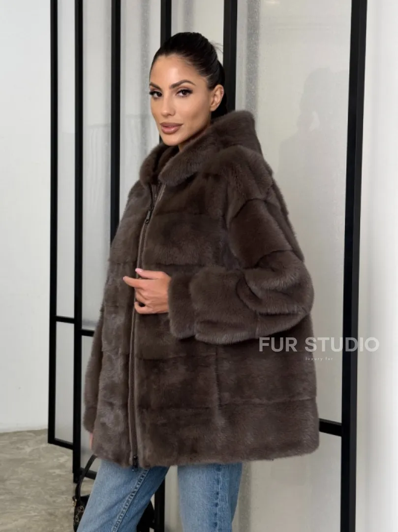 Норковый полушубок с капюшоном на молнии