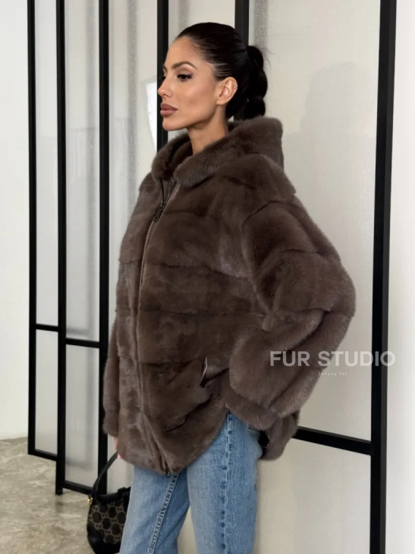 Норковый полушубок с капюшоном на молнии