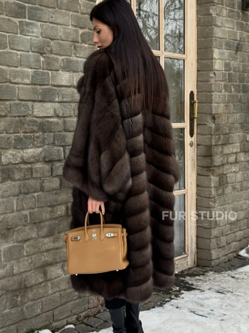 Роскошное манто из меха баргузинского соболя -  летучая мышь - фото 4