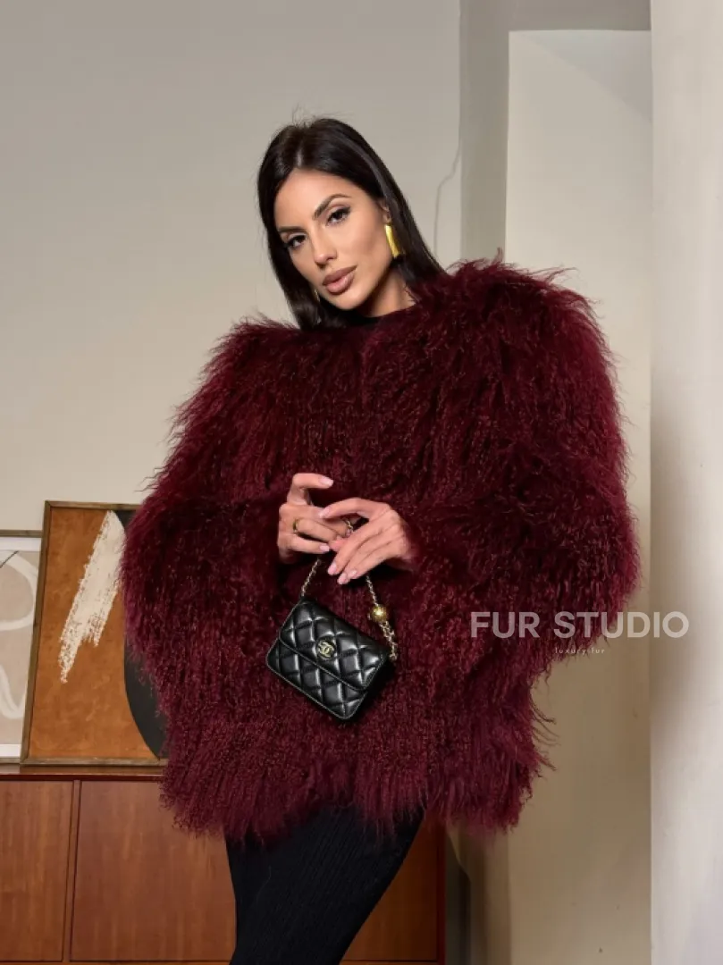 Шуба из меха ламы цвет Burgundy