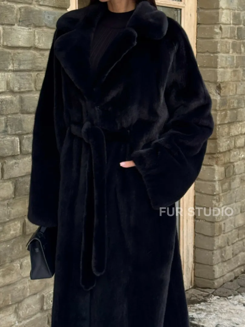 Шикарное норковое кимоно с английским воротником в черно-синем цвете - фото 1
