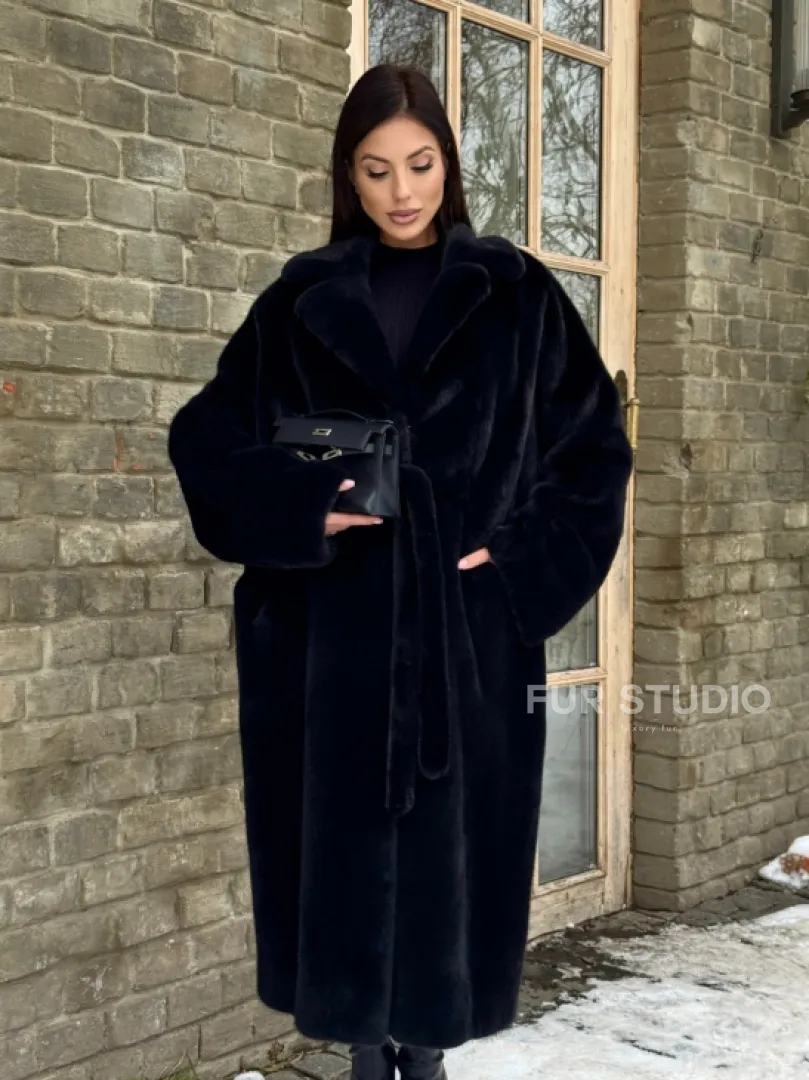Шикарное норковое кимоно с английским воротником в черно-синем цвете - фото 10