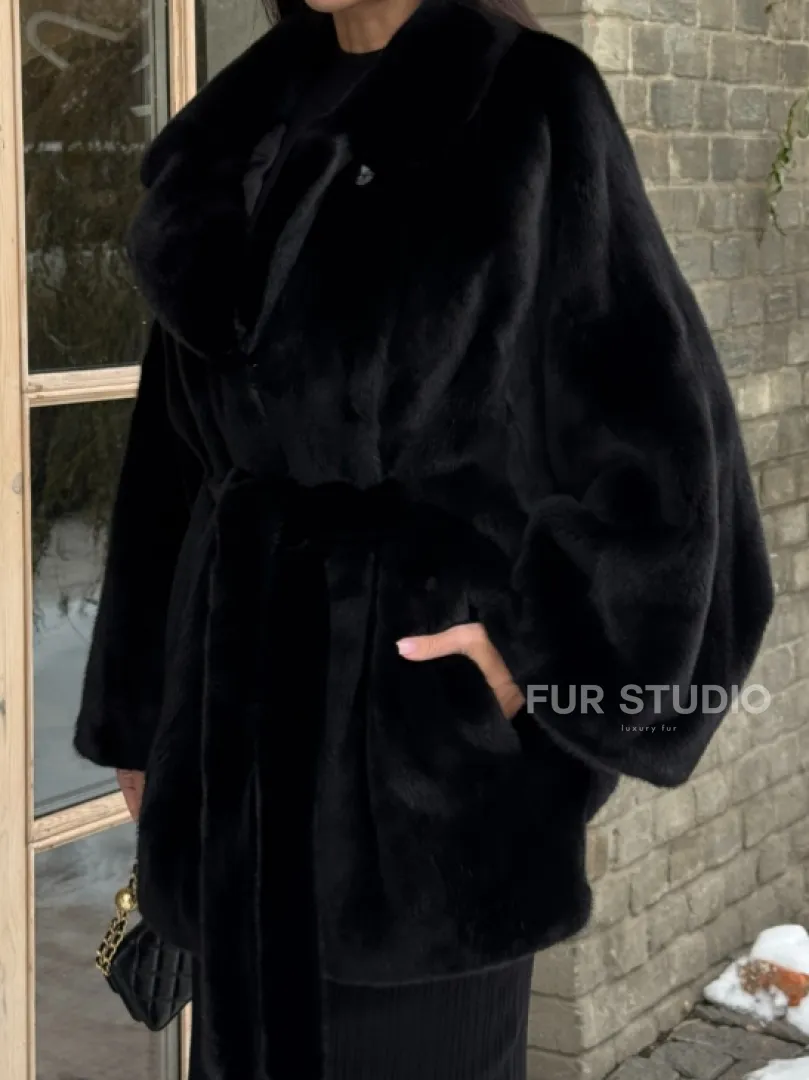 Шуба норковая летучая мышь из аукционной норки - английский воротник - фото 1