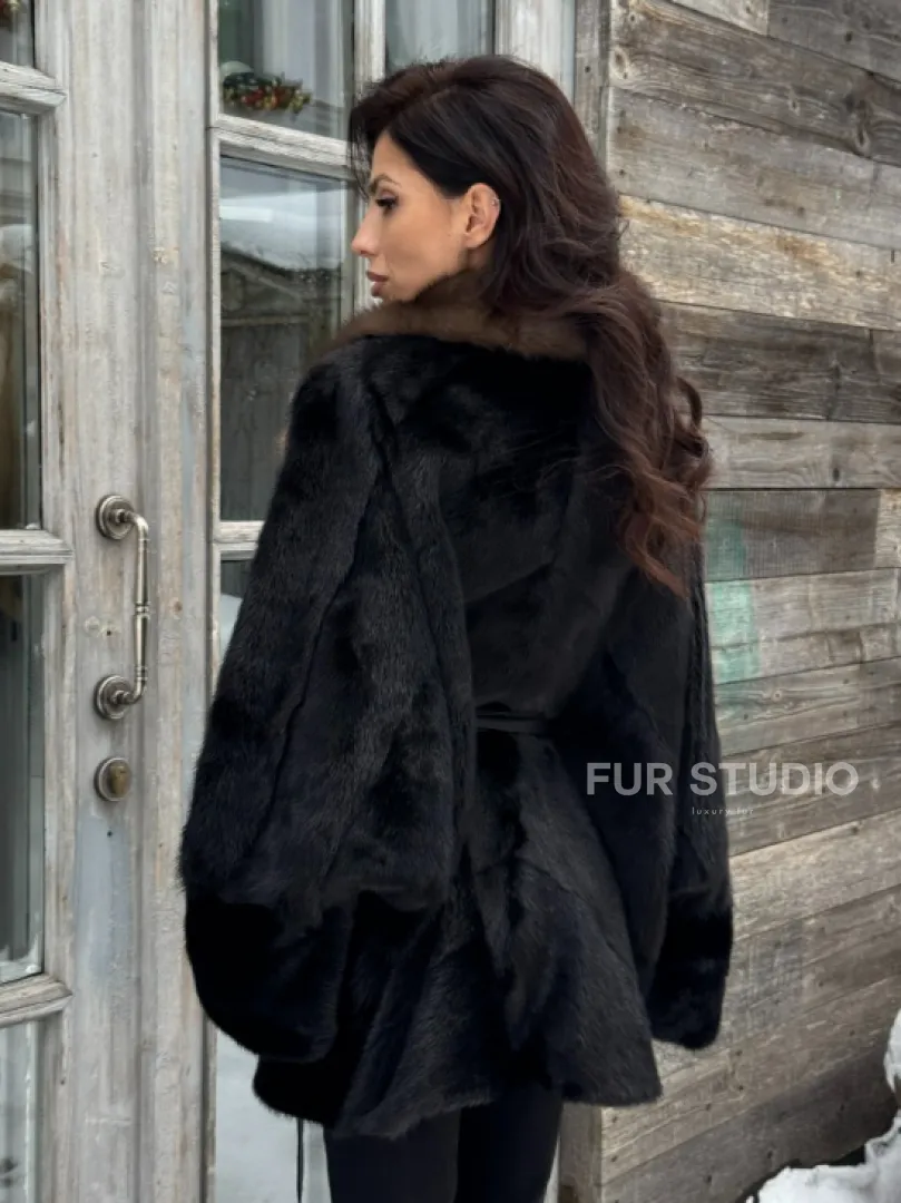 Черная шуба из норки с английским воротником из куницы - фото 6