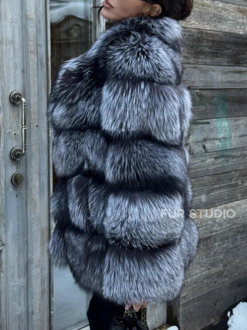 Шикарный полушубок из чернобурки Premium collection, английский воротник