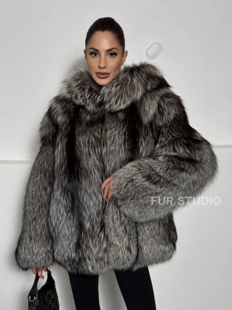 Полушубок из чернобурки с капюшоном цельные пластины - фото 6