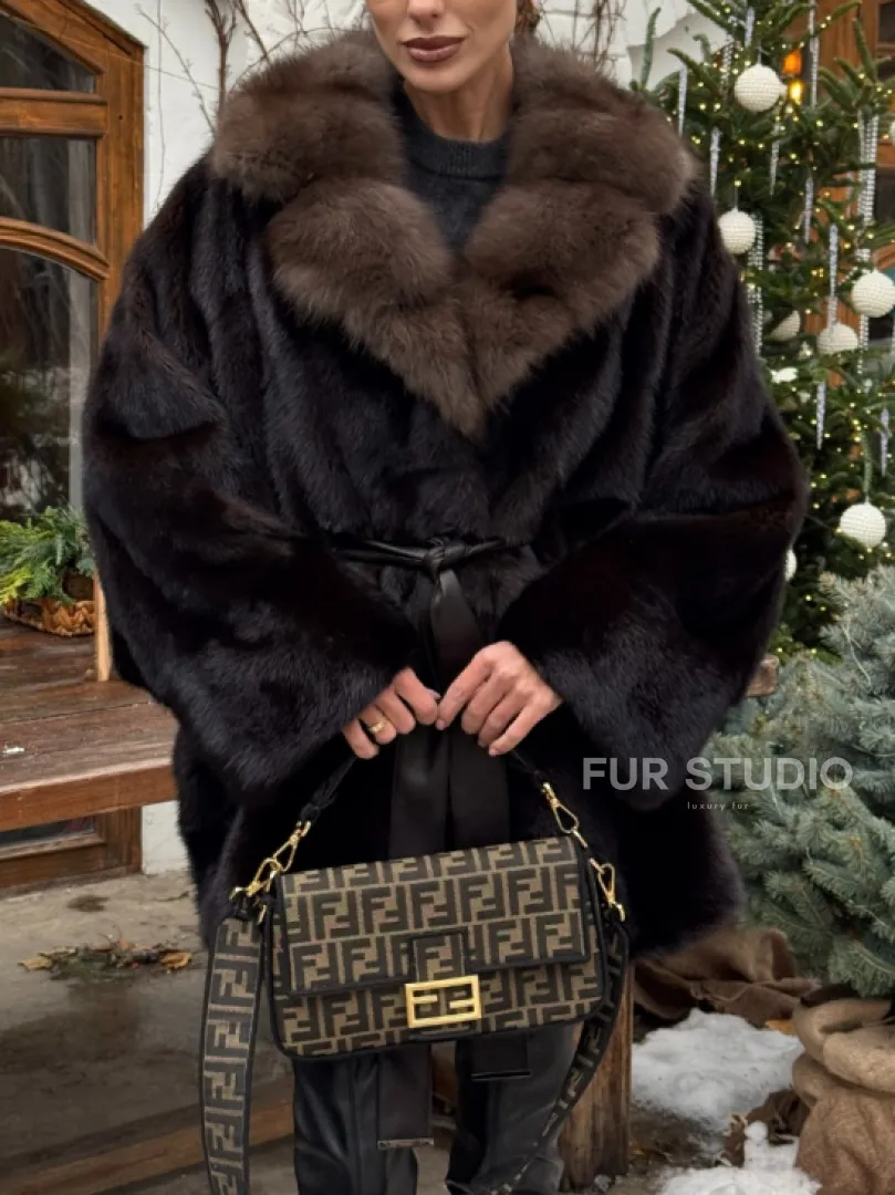 Норковый полушубок Mahogany с воротником из меха куницы - Летучая мышь - фото 3