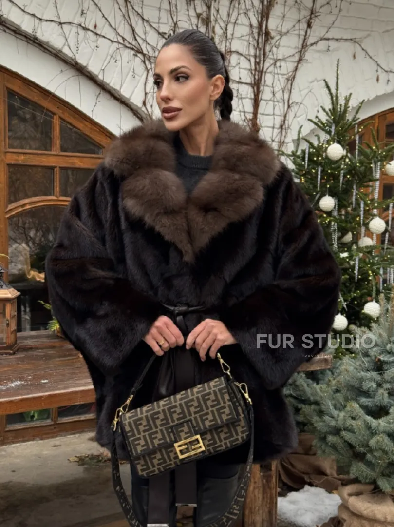 Норковый полушубок Mahogany с воротником из меха куницы - Летучая мышь - фото 5