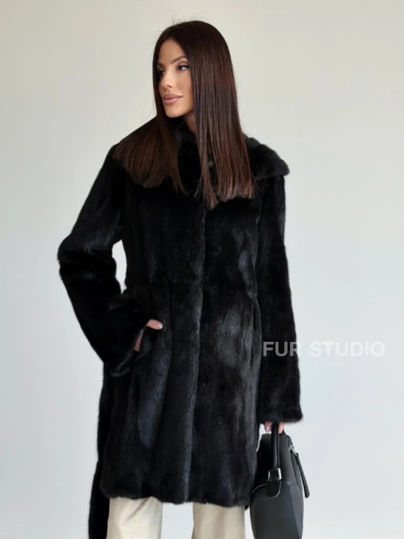 Норковая шуба с капюшоном и меховым поясом в цвете Black