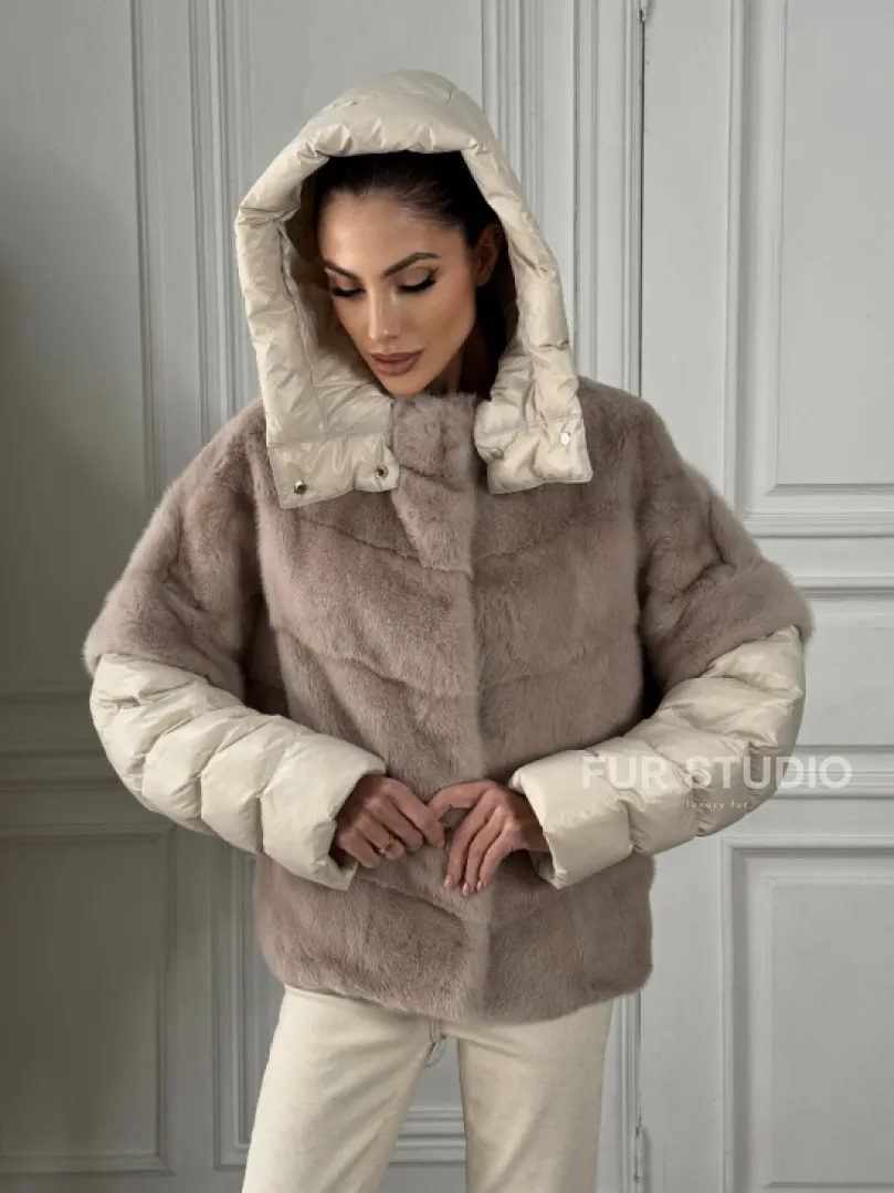 Норковый женский полушубок-жилет 2в1 в цвете «Нюд» - фото 7