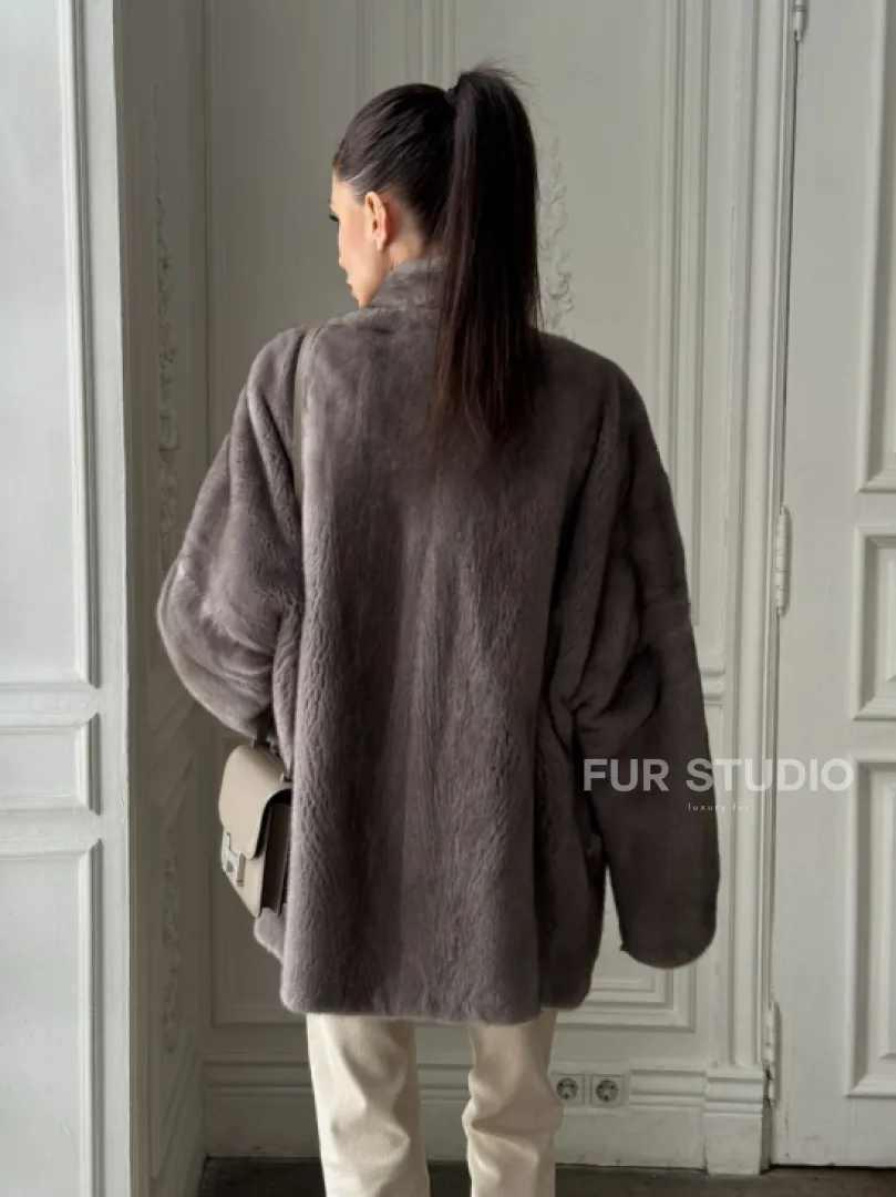 Женский меховой норковый полушубок с V-образным воротником - фото 5