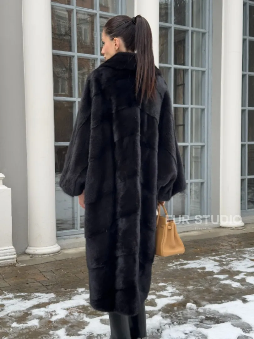 Шуба норковая оверсайз в стиле 