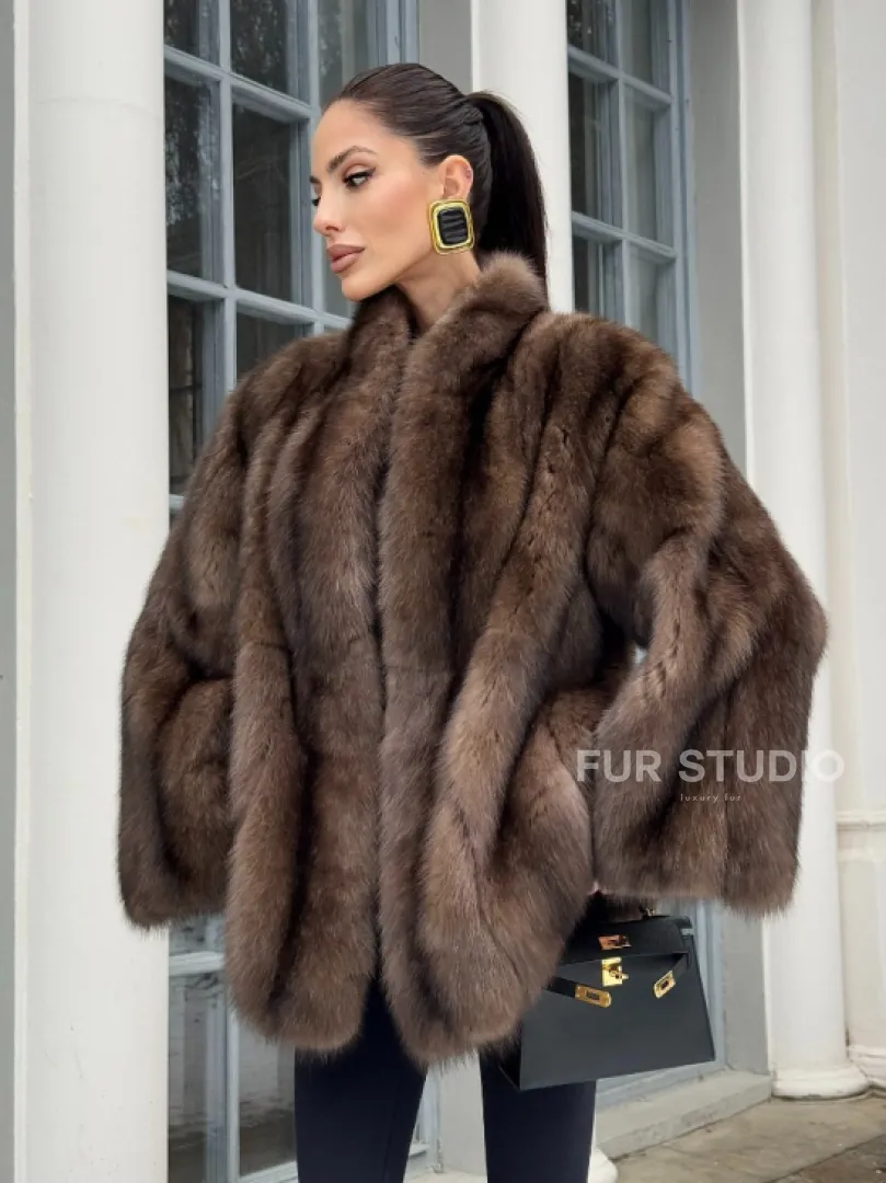 Полушубок из баргузинского соболя с V-образным воротником седина 2/3 - фото 4