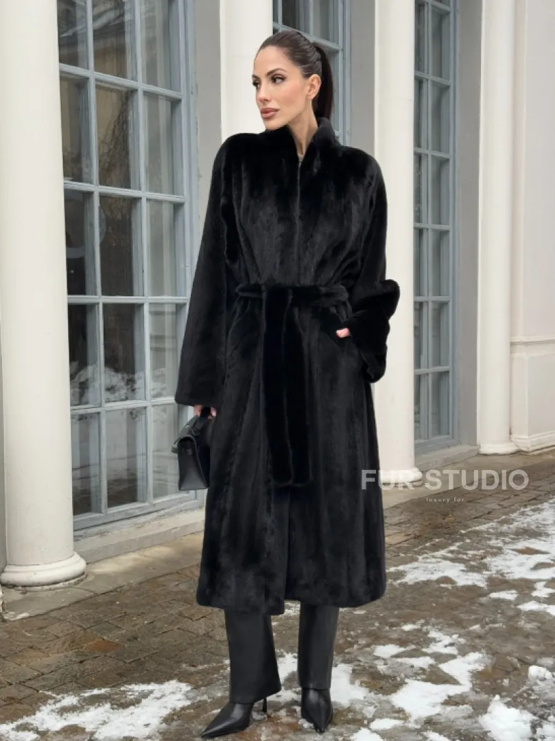 Натуральная женская норковая шуба из аукционного меха норки Blackglama - фото 7