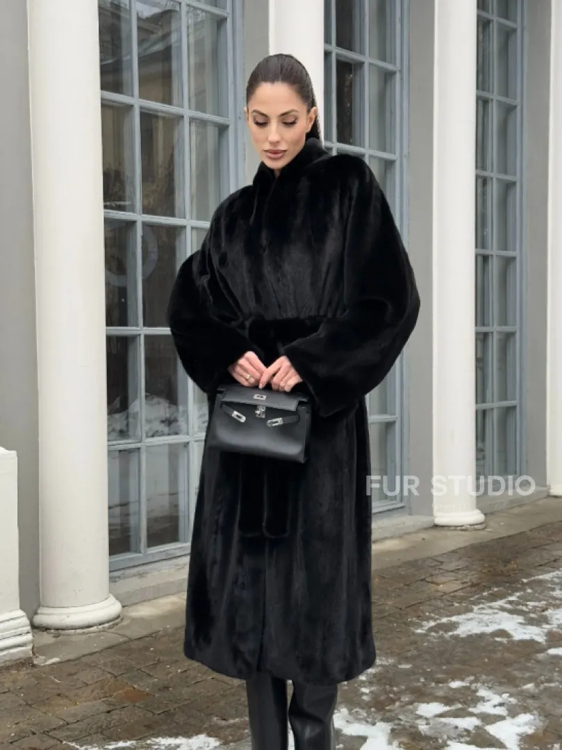 Натуральная женская норковая шуба из аукционного меха норки Blackglama