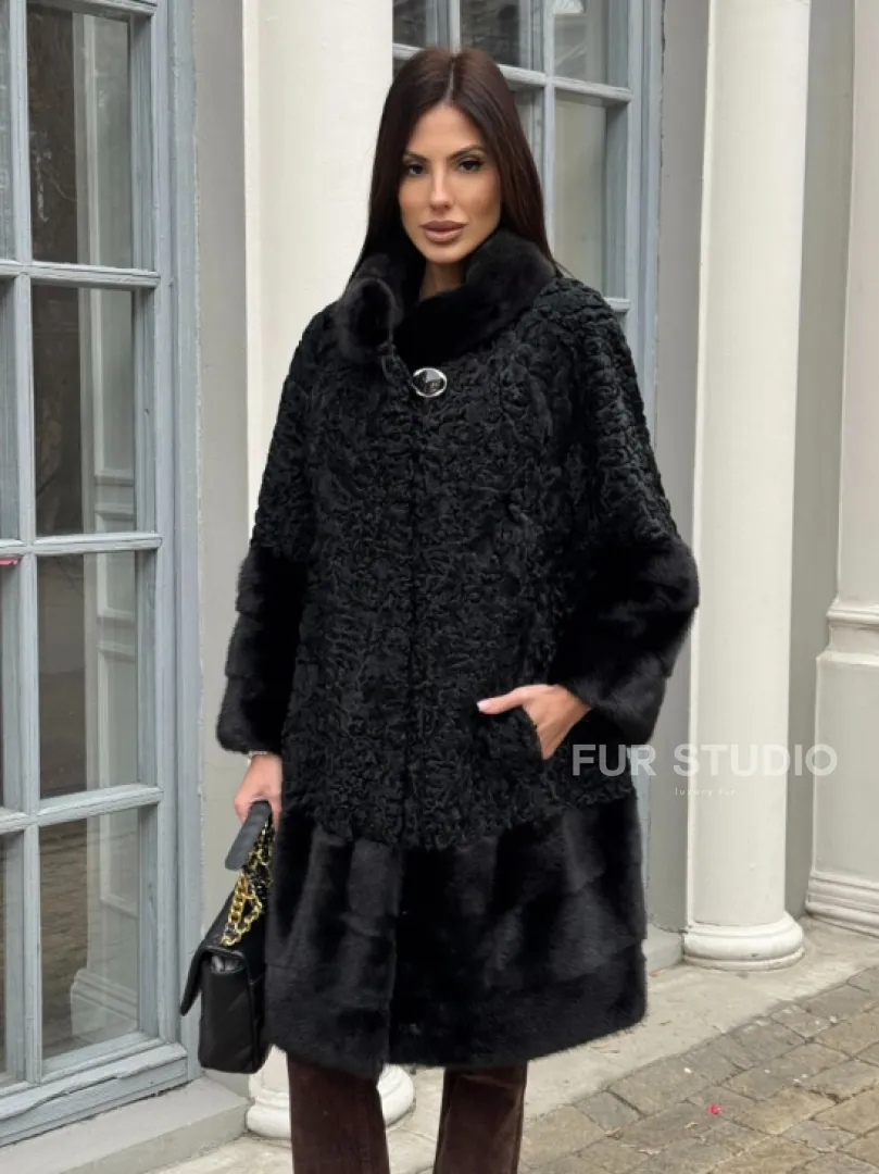 Черная шуба из меха каракульчи с отделкой из меха норки - фото 8