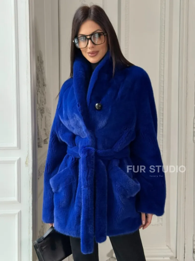 Полушубок из меха премиальной плюшевой норки Electric Blue - фото 0