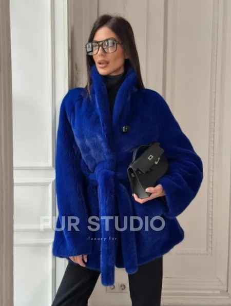 Полушубок из меха премиальной плюшевой норки Electric Blue - фото 7